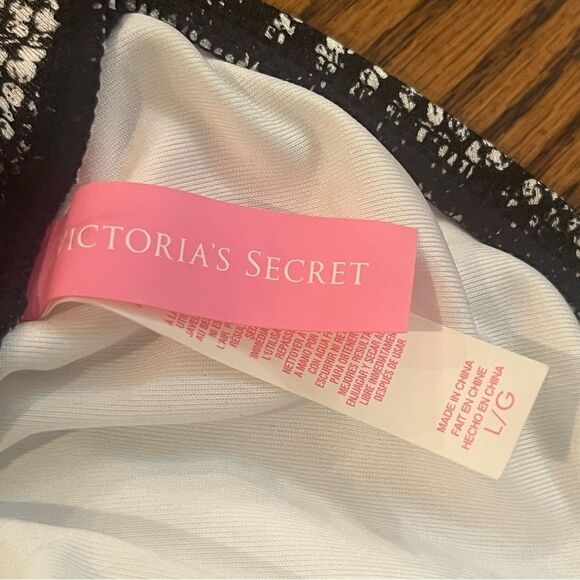 VICTORIAS SECRET Boho Triangle Bikini Top Size L Black/White/Green/Turquoise - Picture 7 of 8